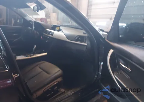 2014 BMW 320I xDrive z USA, uszkodzony, nr VIN WBA3C3G5XENS70111